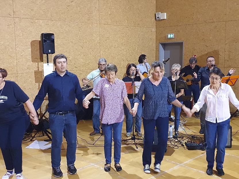 674350_e4a2e8ed8e22445bb904e6489a3635e3-mv2 674350_e4a2e8ed8e22445bb904e6489a3635e3-mv2