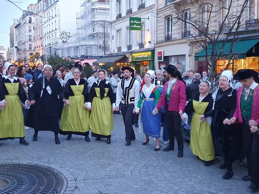 674350_43b52f261f5b4763a07c86df424c002c-mv2 674350_43b52f261f5b4763a07c86df424c002c-mv2