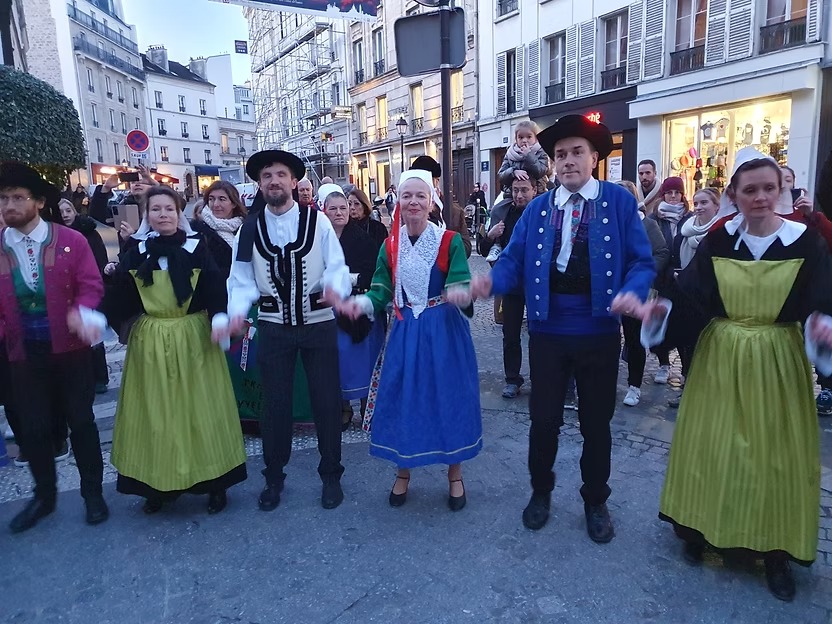 674350_5c4ed172f7884d34b11c51636758bfbd-mv2 674350_5c4ed172f7884d34b11c51636758bfbd-mv2