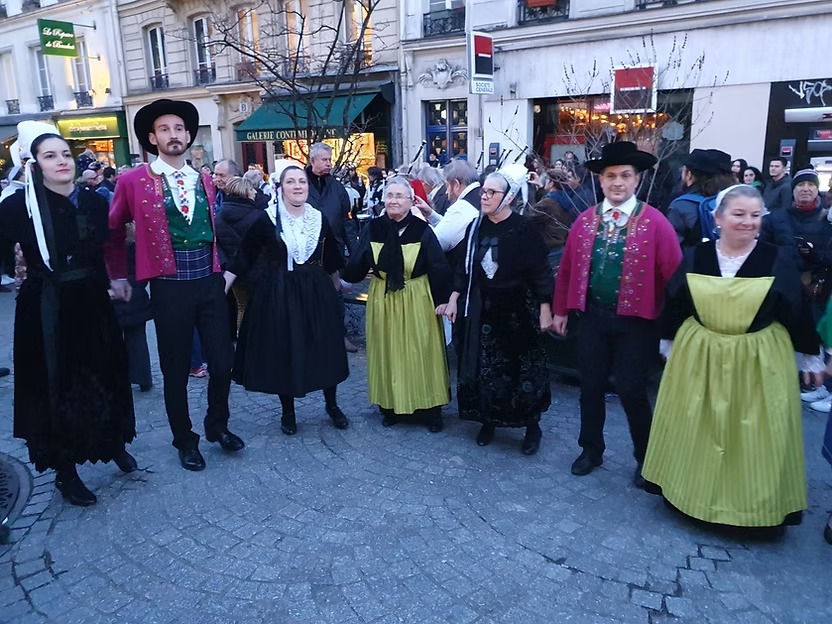 674350_6afadfd209d249a1a505ec248183c9b2-mv2-1- 674350_6afadfd209d249a1a505ec248183c9b2-mv2-1-