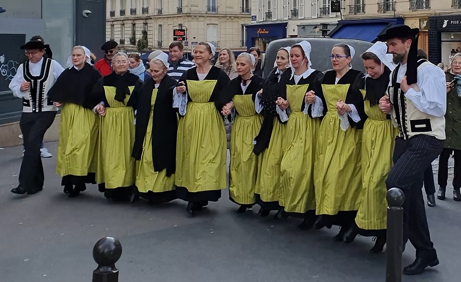 674350_bec2f655d2dd44e7b2bcaf2fec33950a-mv2 674350_bec2f655d2dd44e7b2bcaf2fec33950a-mv2