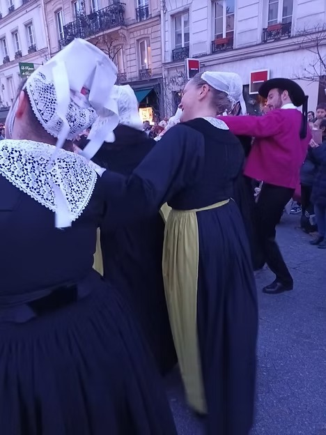 674350_d21a7acc67c14e2eada71fc6b8c88edc-mv2 674350_d21a7acc67c14e2eada71fc6b8c88edc-mv2