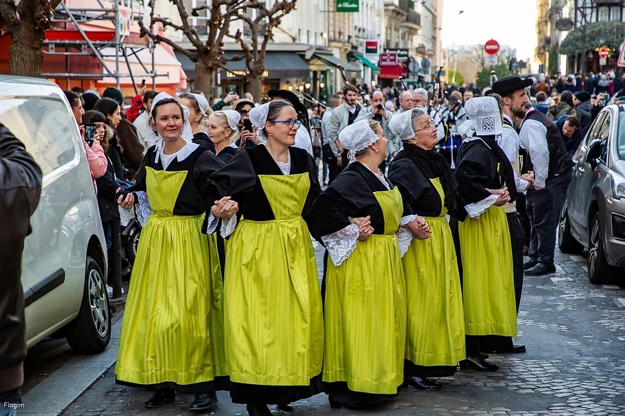 674350_e8654ac023f44d9f95ea2e9179640824-mv2 674350_e8654ac023f44d9f95ea2e9179640824-mv2