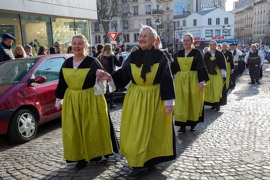 674350_f6a77b1bcfb647fc92cfe0420f983892-mv2 674350_f6a77b1bcfb647fc92cfe0420f983892-mv2