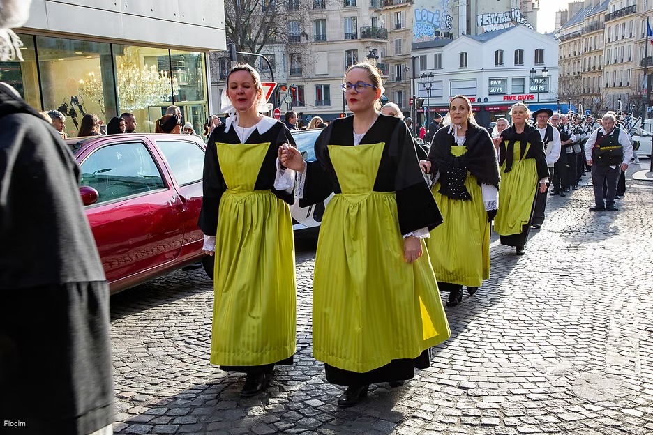 674350_fd745d2802514fed9dbc81798666098d-mv2 674350_fd745d2802514fed9dbc81798666098d-mv2