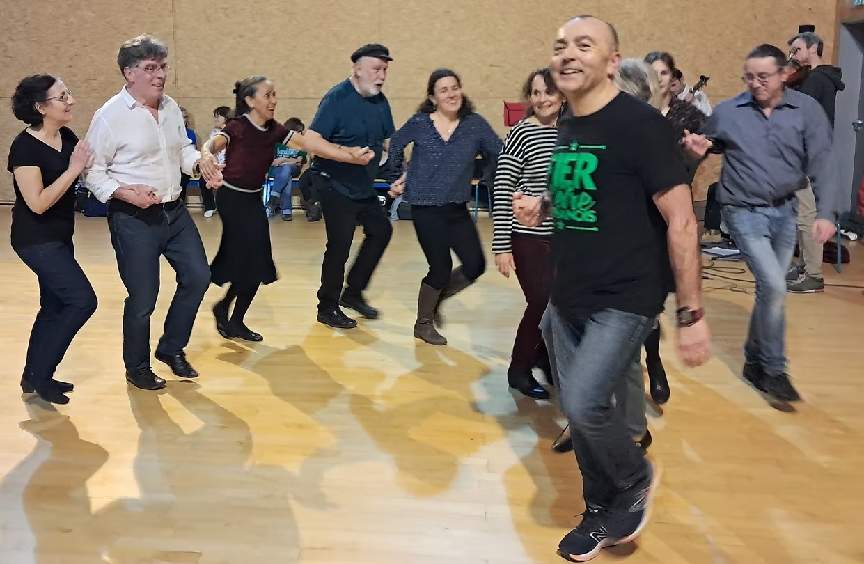 674350_0517c9545f3440159277fed7d60c5844-mv2 674350_0517c9545f3440159277fed7d60c5844-mv2