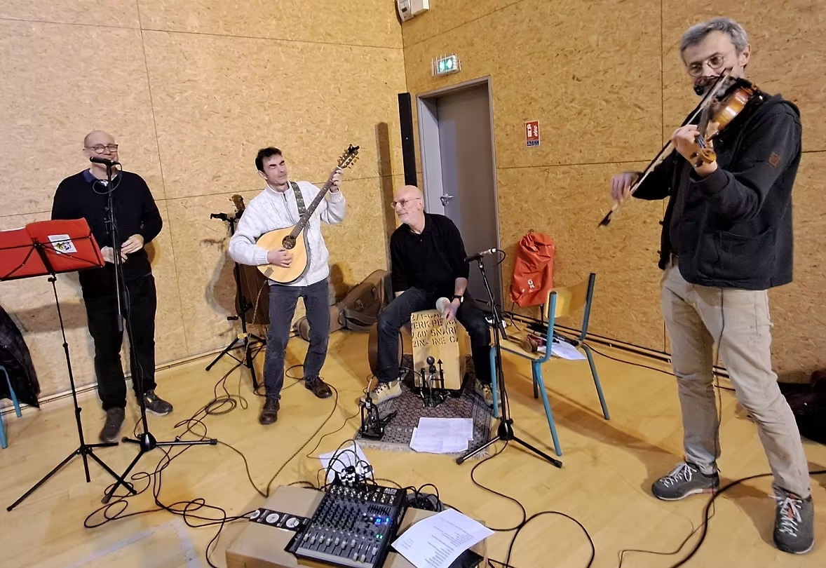 674350_f192da8208f942e0b2dd68e196fa5f04-mv2 674350_f192da8208f942e0b2dd68e196fa5f04-mv2