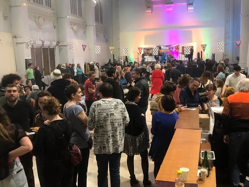 674350_0ada8be9da454bcdb766254ac1552ef7-mv2