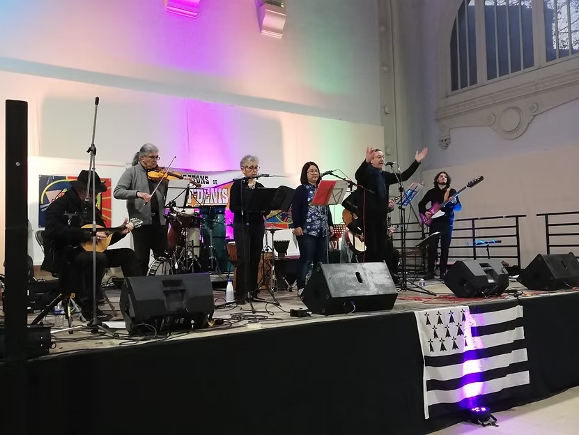 674350_26a0d9ab94b24fe68999edb6e2b6326e-mv2