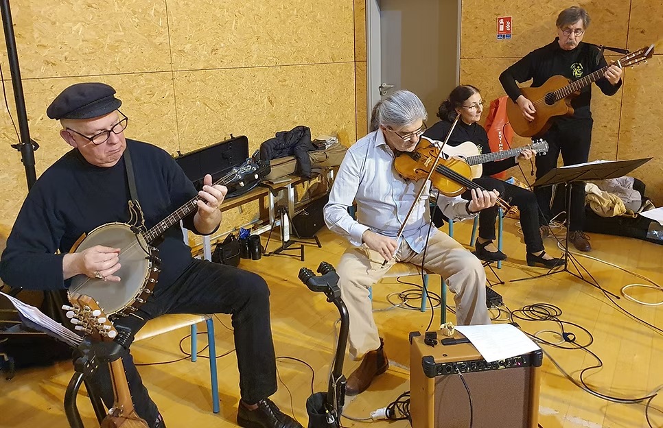 674350_535da83f7b1645558d23fa9c0a91d4a5-mv2