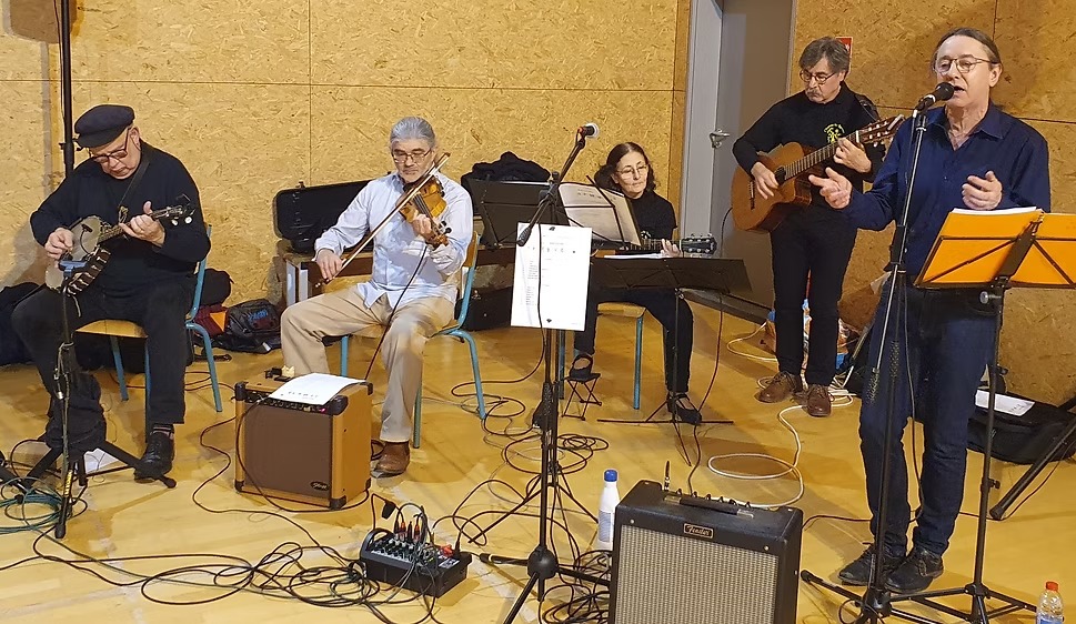 674350_b32d4e9e737c4a939a46a361e1c7f588-mv2