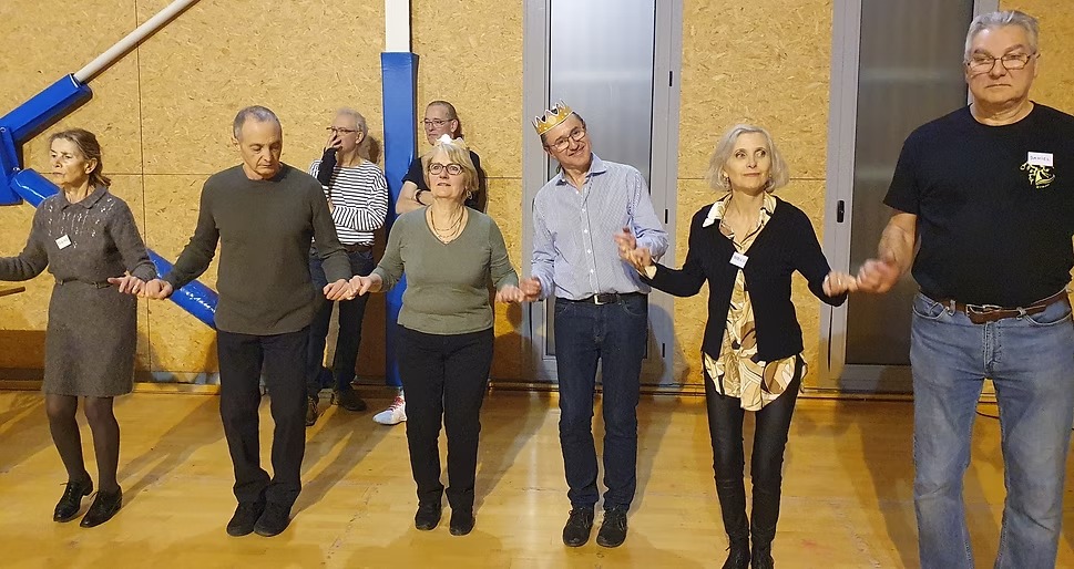 674350_9f1a62ea8080472b93e6c8368ded02aa-mv2