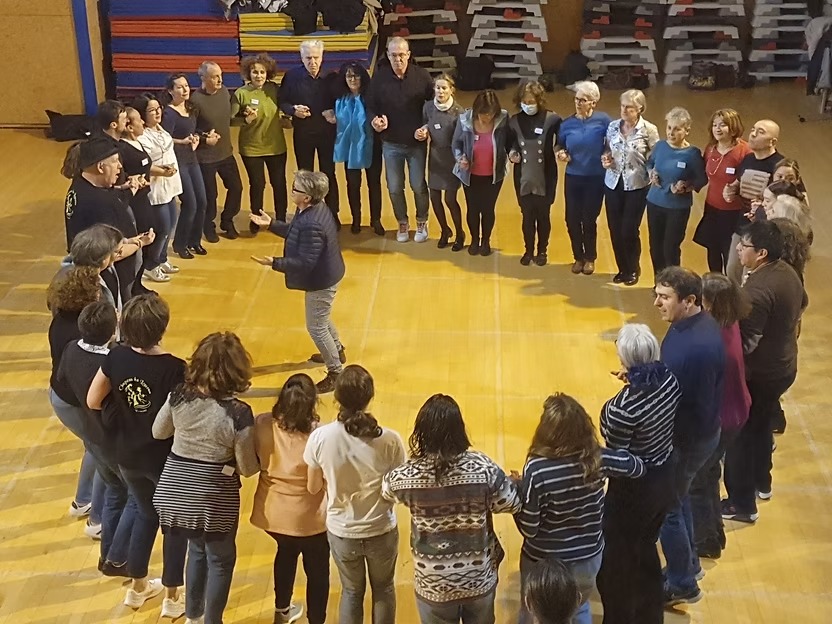 674350_d333d60ced06430182cb56c92ed1d93c-mv2