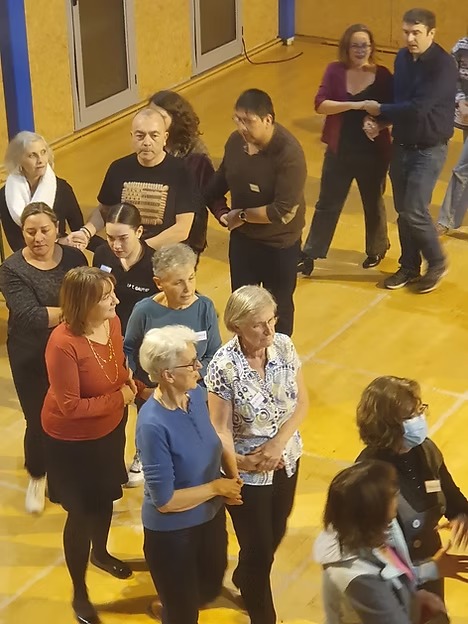 674350_e5e314d561594d578f1f1da53b3dd14d-mv2