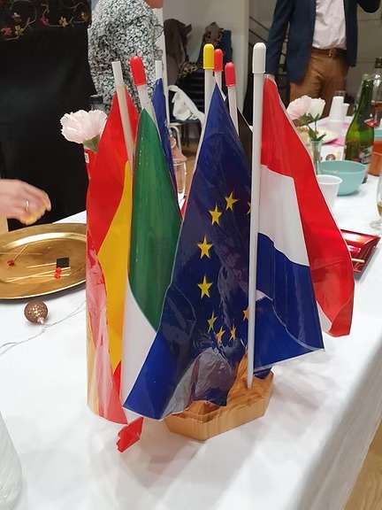 674350_8ca96cec40634f4a837c88de2c5b844a-mv2