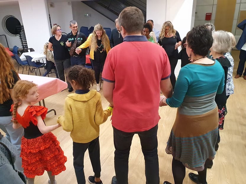 674350_932008b5442a408aa20588f5e72b82ae-mv2