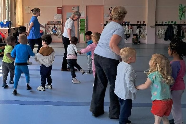 674350_d94a2158d58b436295ec769d6529811e-mv2