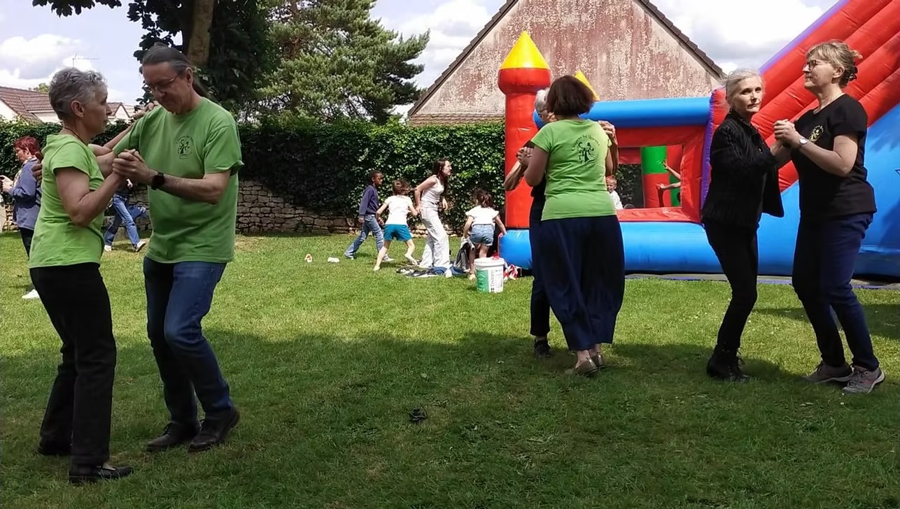 674350_8136e1141a57472494d9b054d60d5b2d-mv2