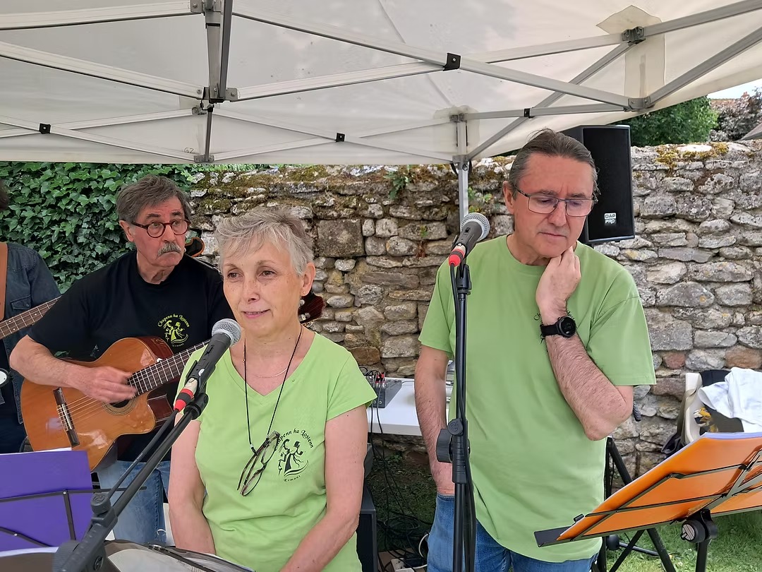 674350_a3c54e8da37a4b739e16b0a46719c2af-mv2