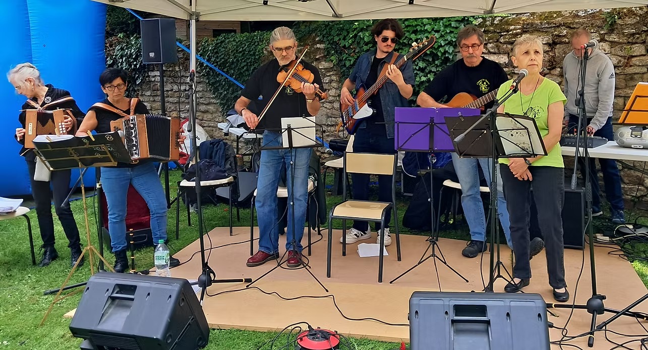 674350_ab635e0b00cc49b3962e0d052622e14d-mv2