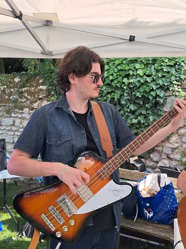 674350_d962949636984d3985ee0e9747fd008d-mv2