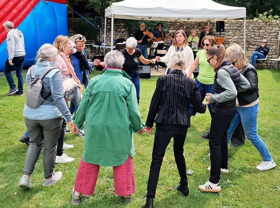 674350_daac124024494d56bb7e15837659ceeb-mv2