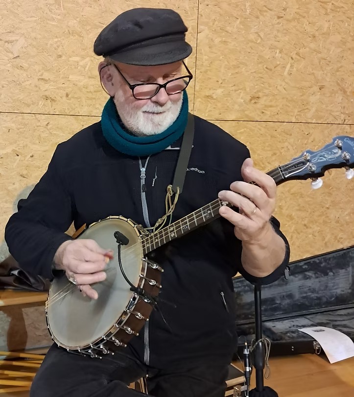 674350_1c86b6818e534519b715a21a5e969b32-mv2