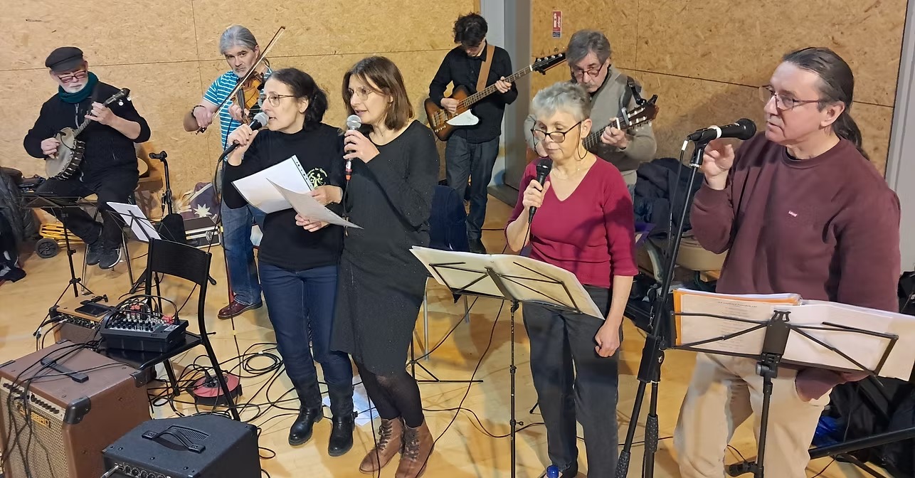 674350_26cac22fbf974bb7b6fa58cfaec6f606-mv2