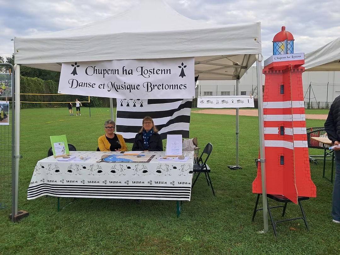 674350_6b876732ea0d4bcd895bf7d431748d7e-mv2