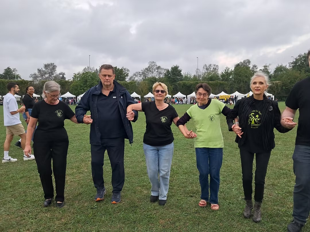 674350_7f1c44787eb54abfbc4527004886f7a5-mv2