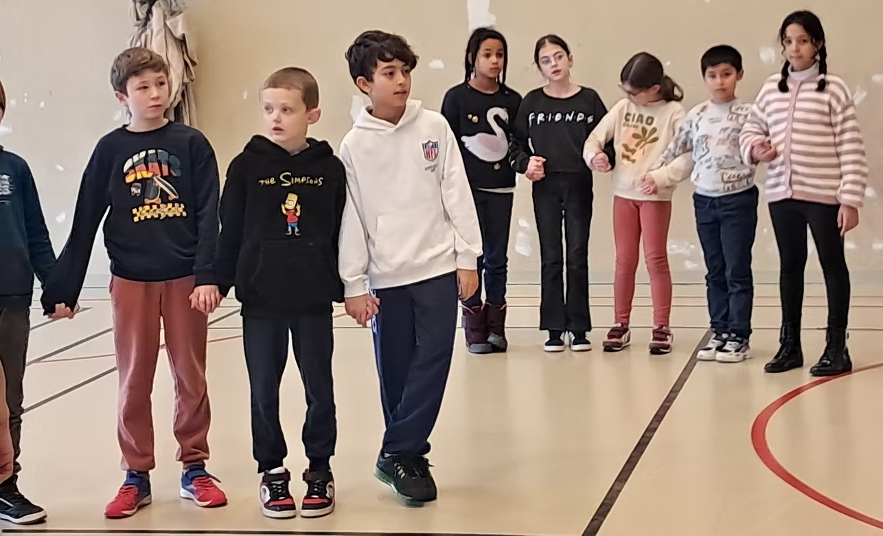 674350_a940c0e811bd44daa70372ca7c804ec7-mv2