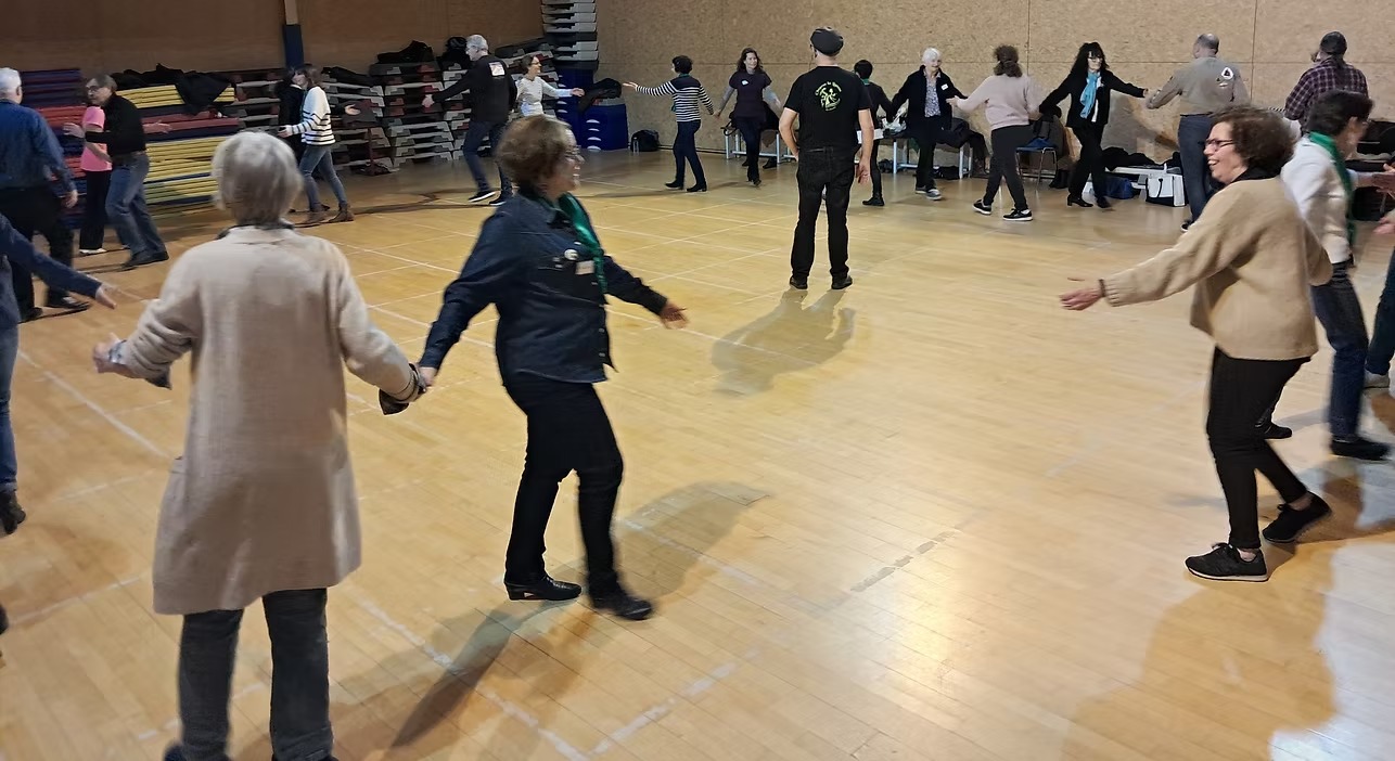 674350_8121a06319184fdb837854c24a40c926-mv2