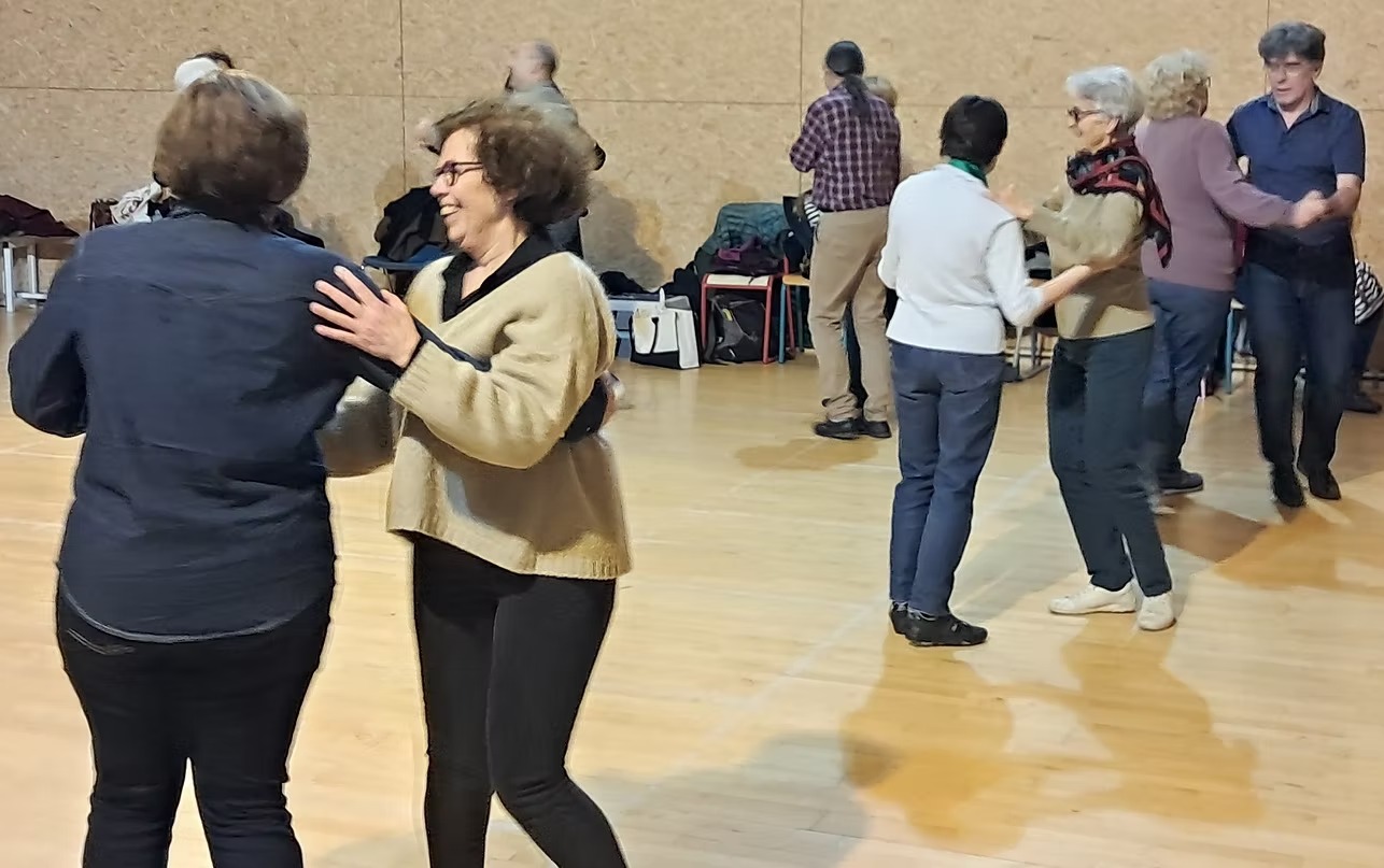 674350_b501501fe72942bc8296a061363d2709-mv2